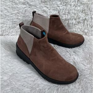 Bzees Boston Booties Faux Suede Slip On Washable Boots Womens 9.5M Brown NWOT
